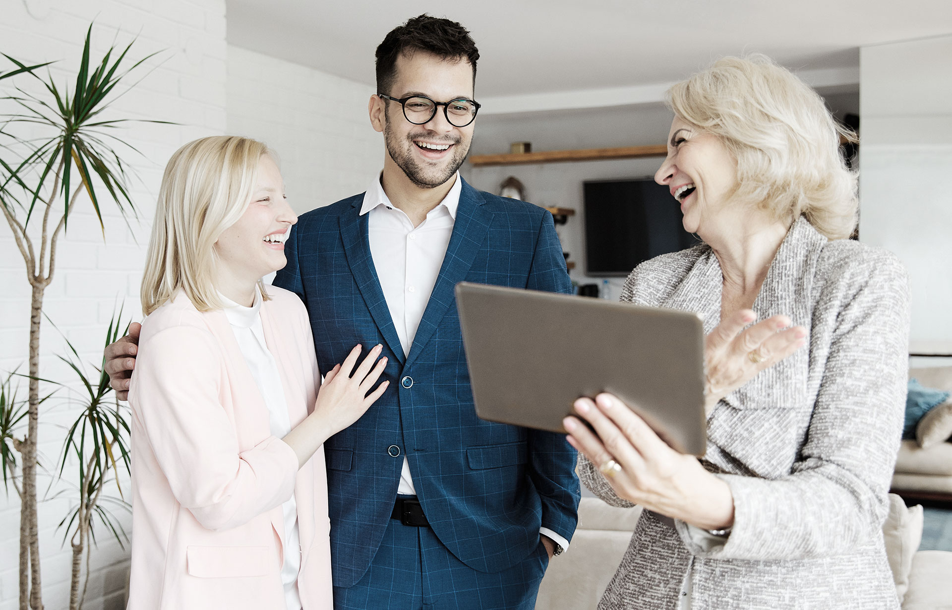 conveyancing lawyer